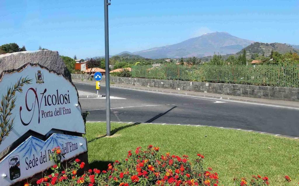 B & B Amici Dell'Etna Nicolosi Eksteriør bilde